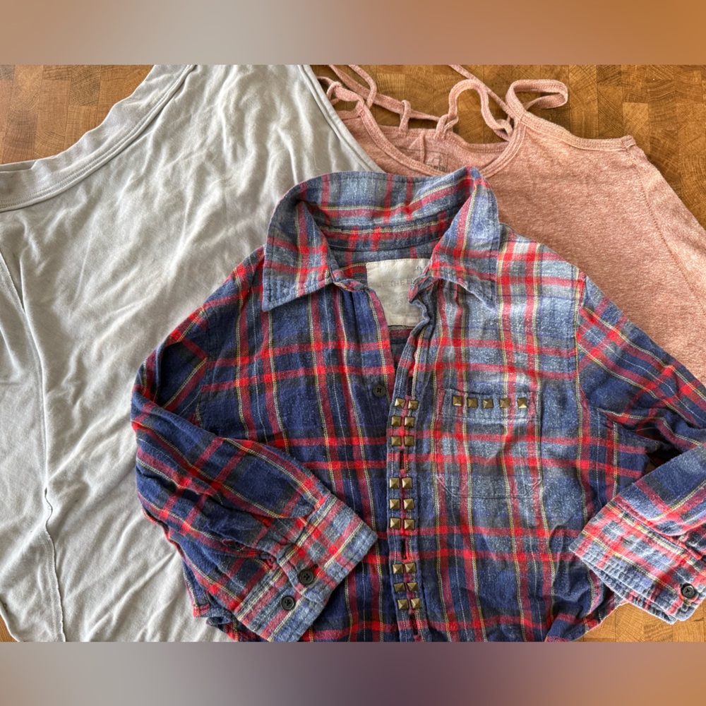 Free People Bundle of tops xs